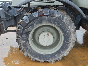 รถแทรกเตอร์ฟาร์ม J-C-B รุ่น F-a-s-t-r-a-c 150 - Product Image 4