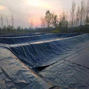 MACRO ®   Géomembrane HDPE Premium pour la récupération des eaux de pluie ASTM GRI GM13 1,50 mm – Barrière d'étanchéité pour réservoirs, canaux et applications aquatiques - Product Image 6