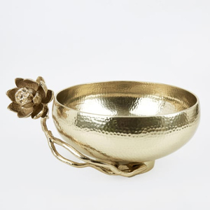 Cuenco Decorativo Martillado a Mano de Metal Dorado con Asa de Flor de Loto, Centro de Mesa Zen Asiático, Cuencos para Servir Bocadillos - Product Image 1