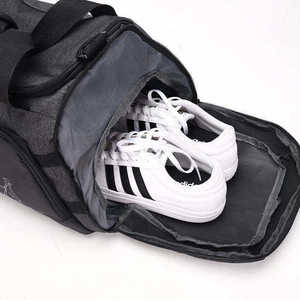 Bolsa de Viaje Deportiva Impermeable de Gran Capacidad, con Cierre de Nylon, Compartimento para Zapatos, Correa Ajustable, Personalizable - Product Image 2