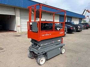 2021 SJ3219 Scissor Lift Reliable Construction Equipment Ready for Export - Product Image 3