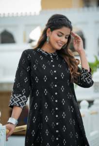 Colección de Kurtis Cortos de Algodón con Estampado Geométrico y Kurta con Estampado Ikat, Cuello con Solapa, Manga Tres Cuartos, Ropa para Mujer - Product Image 2