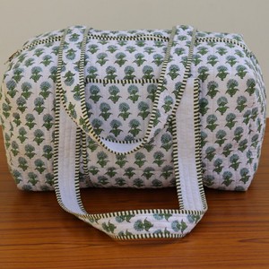Sac de voyage en coton matelassé indien, imprimé floral, fermeture éclair, sac de week-end portable, sac fourre-tout fait main, style bohème - Product Image 2