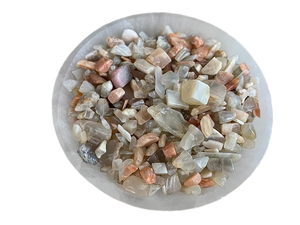 Figurine en cristal de pierre de lune polie en gros, thème ange, 3-5 mm, pour la décoration intérieure et les fêtes par AMAYRA CRYSTALS EXPORTS INDIA - Product Image 5