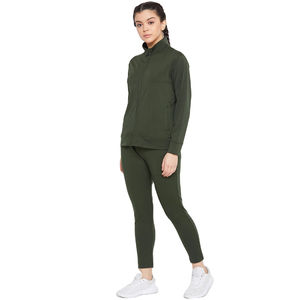 Conjunto Deportivo de Alta Calidad 2025, Top Corto y Pantalones Jogger, Dos Piezas, Sudadera con Capucha, Traje Deportivo para Mujer - Product Image 4