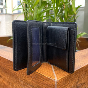 Cartera de hombre de doble pliegue de cuero genuino hecha a mano con diseño floral occidental - Product Image 4