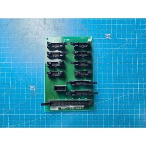 Disjoncteur TEL TYB411-1/TC 1D81-000104 d'occasion – Pièces détachées d'équipement semi-conducteur ancien - Product Image 1