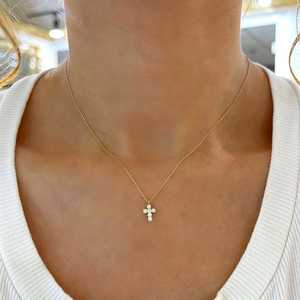 Delicados Collares de Cruz con Diamantes de Oro Sólido 14K 18K, Engaste Pavé, Diamantes Cultivados en Laboratorio, Cierre de Resorte, 18 Pulgadas, Para Usar en Capas, Pequeños, Religiosos, Uso Diario - Product Image 4