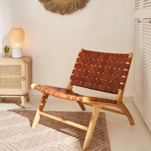 Fauteuil lounge moderne en teck écologique avec design tressé en cuir véritable pour salon, extérieur et hôtel - Product Image 1