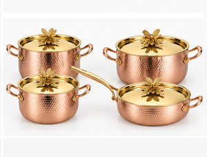 Juego de Utensilios de Cocina de Acero Inoxidable Color Oro Rosa de Lujo, Acabado de Cobre Martillado, Olla de Cocina Ecológica con Revestimiento de PTFE, Tapa Dorada con Diseño de Mariposa - Product Image 1