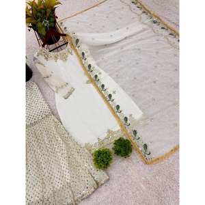 Top de fiesta de diseñador para mujer-Conjunto de Plazzo y Dupatta Trabajo de bordado pesado - Product Image 3