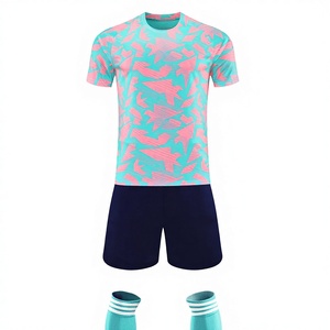 Ensemble de maillots de football sublimés pour hommes, manches courtes, imprimé géométrique, évacuation de l'humidité, coupe régulière, vêtements de sport d'été - Product Image 1