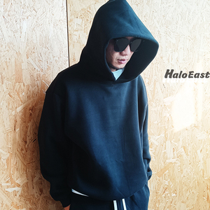 เสื้อฮู้ดผู้ชายผ้าฝ้ายโพลีเอสเตอร์ 400 GSM เนื้อนุ่มแบบฟลีซ สวมใส่สบาย มีกระเป๋าจิงโจ้และฮู้ด พร้อมปลายแขนเสื้อแบบริบ - Product Image 5