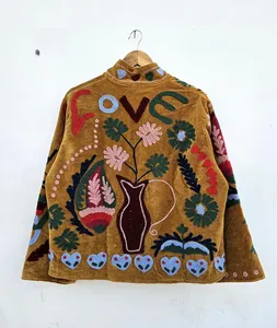เสื้อแจ็คเก็ตกำมะหยี่สีเหลืองมัสตาร์ด งานฝีมือสไตล์วินเทจ โบโฮ ลายดอกไม้ ปักลายเพสลีย์ เสื้อโค้ททำมือสำหรับผู้หญิง - Product Image 3
