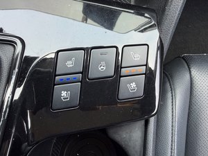 Voiture d'occasion blanche SUV 2022 Sportage Essence 5 places Entrée par clé intelligente Sièges en cuir chauffants Phares LED Turbo Fiable - Product Image 4