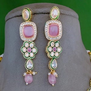 ชุดสร้อยคอและต่างหูทองเหลืองชุบทองประดับมอสซาไนต์คุณภาพพรีเมียม ดีไซน์ทันสมัย สำหรับผู้หญิง เหมาะสำหรับงานหมั้น งานครบรอบ งานแต่งงาน หรือเป็นของขวัญ - Product Image 2