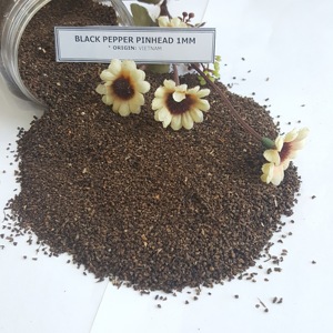 พริกป่นเวียดนามคุณภาพสูง ขนาด 1 มม.-1.5 มม. บรรจุ 25 กก. บรรจุภัณฑ์ PP ราคาดี จาก VILACONIC SPICES (Joice) - Product Image 1