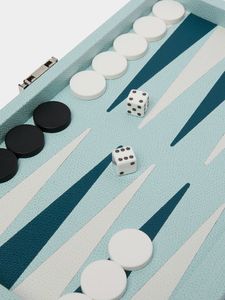 Collection de jeux de table d'intérieur en bois sculpté avec jeu d'échecs - Product Image 3