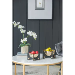 Frutero Moderno Premium con Elegante Construcción Metálica Hecha a Mano para Interiores Residenciales, Cerámica Ecológica de Lujo - Product Image 5