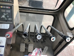 รถเครน30ton TL-300E รถเครนมือสองสภาพเดิมพร้อมปั๊มเครื่องยนต์มิตซูบิชิและส่วนประกอบตลับลูกปืนที่จำเป็น - Product Image 4