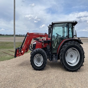 Tractor Massey Ferguson 4710 duradero, diseñado para realizar tareas agrícolas difíciles con facilidad y precisión - Product Image 2
