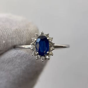 Anillo minimalista de zafiro azul, corte ovalado, zafiro azul real con halo, anillo de compromiso vintage para mujer, joyería. - Product Image 1