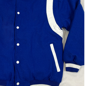 Chaqueta Varsity Letterman Unisex de Béisbol Universitario Estilo Bomber Streetwear con Parche Bordado de Chenilla de Lana Tejida 2026 para Hombre y Mujer con Cintas - Product Image 3