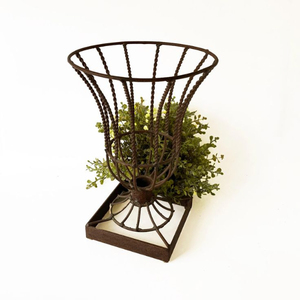 Classic Style Hanging Metal <b>Wire</b> <b>Basket</b> Planter with Durable Chains for Garden and Home Decor Round Flower Planter - Product Image 3