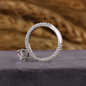 แหวนหมั้นเพชรแบบฮาโลซึ่งซ่อนอยู่ในห้องทดลองแหวนหมั้นทอง18K แข็งตัด IGI ได้รับการรับรองของขวัญวันครบรอบแต่งงานสามด้าน - Product Image 3