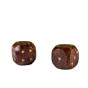 Panneau en bois écologique personnalisable et durable avec gravure et dés de jeu en bois sculptés pour la décoration intérieure et les jeux de table - Product Image 4
