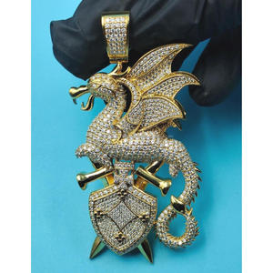 Pendentif dragon en argent 925 et moissanite de qualité supérieure pour homme et femme - Product Image 1