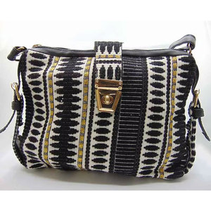 Bolso de Hombro de Mujer de Cuero de Cáñamo con Tejido Jacquard al por Mayor, Elegante Bolso Cruzado Hecho a Mano Ecológico para Mujer - Product Image 1