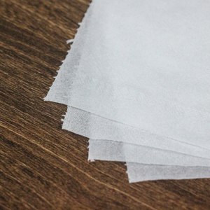 Mouchoirs en papier OEM/ODM 3 plis 13 ± 2 g/m² personnalisables, style mouchoir de poche pour bureau, restaurant, origine Vietnam - Product Image 3