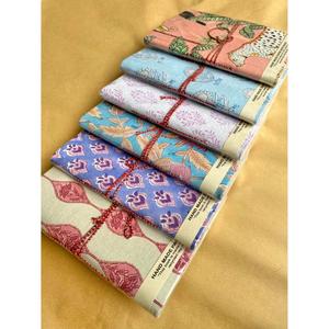 Carnet à couverture rigide en tissu imprimé floral fait main avec reliure cousue à la main, 50 feuilles, idéal pour un cadeau - Product Image 1