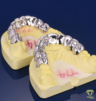 Grillz Personalizados de Plata de Ley 925 con Diamantes Moissanite, Disponibles en Plateado, Amarillo, Oro Rosa y Chapado en Oro Blanco