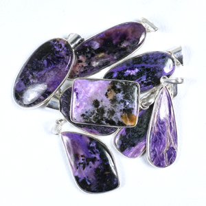 Colgante Unisex de Plata de Ley 925 con Charoita Natural, Diseño Bohemia Paz, Engaste Biselado, Gema Púrpura Hecha a Mano para Mujer - Product Image 4