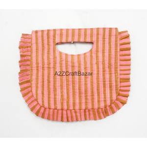 Sac à bandoulière matelassé pour femme, 100% coton indien, style bohème, motif Suzani, fait main, collection exposition - Product Image 1