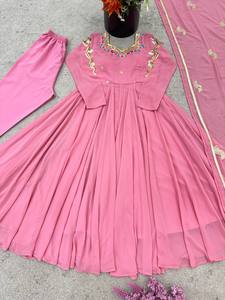 Lanzamiento del nuevo diseño de moda: Vestido, pantalón y dupatta de georgette sintético con bordado de lentejuelas, listo para usar. - Product Image 6