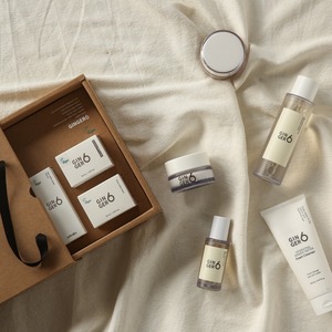 GINGER6 Loción hidratante nutritiva diaria, tónico facial, sérum, humectante, cruelty free, vegano, set de regalo para el cuidado facial. - Product Image 1