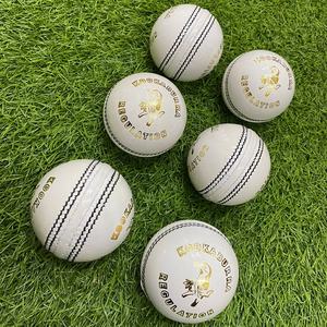 ลูกบอลคริกเก็ตหนังโครเมี่ยมผู้ชายขนาด156gm ผู้หญิง142gm เยาวชน135gm - Product Image 1