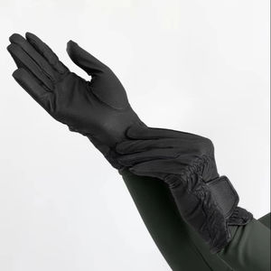 Guantes de equitación profesionales de cuero ultra transpirable para entrenamiento de caballos, con agarre duradero y logotipo personalizado al por mayor. - Product Image 1
