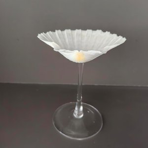 Verres à boire en forme de coquille de palourde avec base en verre, thèmes décoratifs océaniques. - Product Image 3