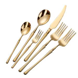 Couverts de style artisanal créatif, façonnés pour une individualité de repas expressifs et une ambiance de table distinctive. - Product Image 6