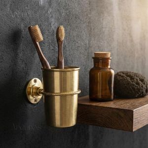 ที่วางแปรงสีฟันหรูหรา ทนทานต่อการเกิดสนิม วัสดุทองเหลือง ติดผนัง ดีไซน์ลายตอก พร้อมที่วางแก้วแปรงสีฟัน ตกแต่งห้องน้ำ - Product Image 6