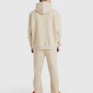 Survêtements d'entraînement personnalisés pour hommes en gros – Fournisseur OEM – Respirants, extensibles dans quatre directions, en polyester/coton écologique, à capuche - Product Image 4