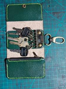 Wholesale <b>Leather</b> <b>Keychain</b> Genuine <b>Leather</b> Metal Key Ring with Custom Logo Fashion Key Holder Gift for Men Women - Product Image 4