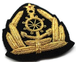 Patch brodé personnalisé en fil doré pour uniforme scolaire, à prix abordable - Product Image 3