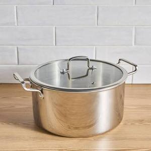 Olla de Acero Inoxidable con Tapa, 24 cm, Redonda, Diseño Minimalista y Duradero, Apta para Todo Tipo de Estufas, Apta para Lavavajillas - Product Image 1