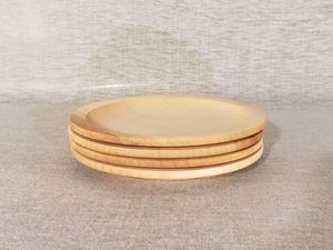 Assiette en bois naturel faite à la main avec une finition polie et lisse, assiette de service en bois rustique pour la nourriture, la salle à manger et la décoration de la maison - Product Image 6