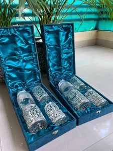 Nuevo Set de Regalo de Botella y Vaso de Agua de Vidrio Plateado de Lujo con Caja de Terciopelo, Set de Hidratación de Diseño Premium - Product Image 1